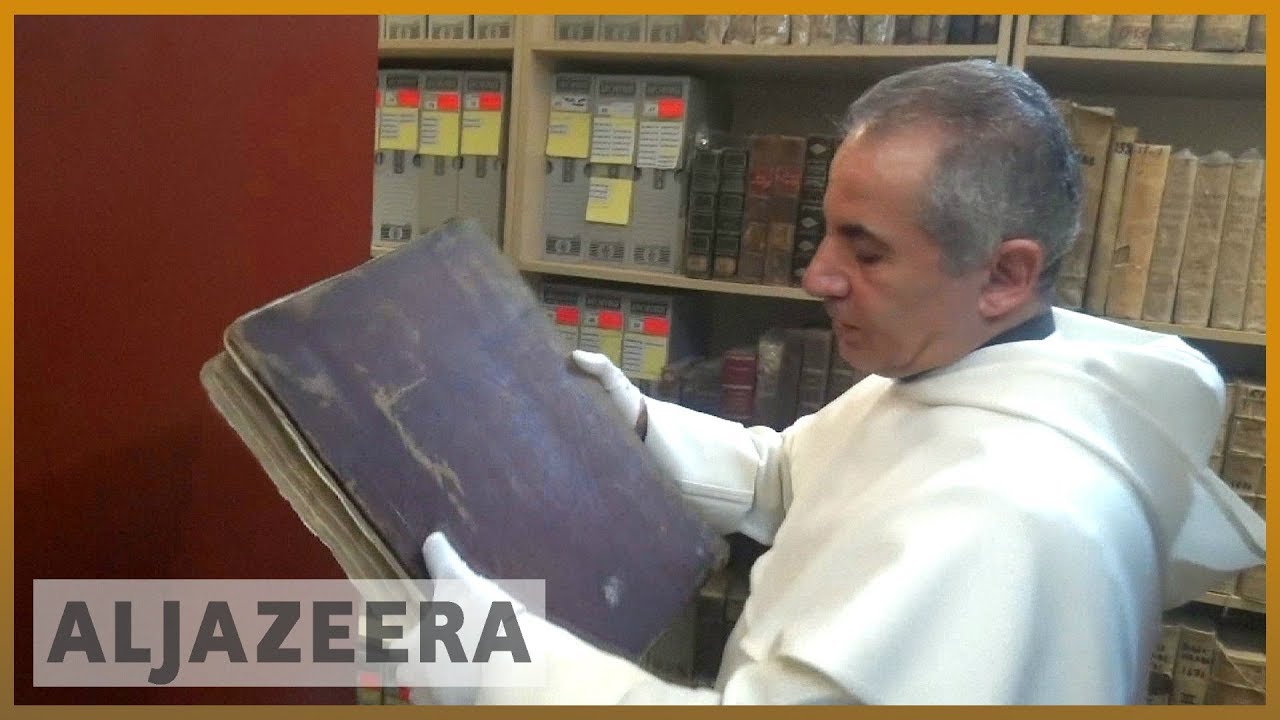 إنقاذ مخطوطات قديمة في العراق من داعش | الجزيرة الإنجليزية