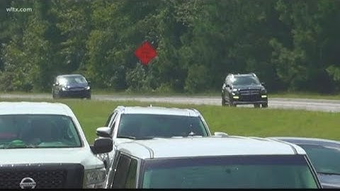 Lane reversals in effect on I-26 for coastal evacuees