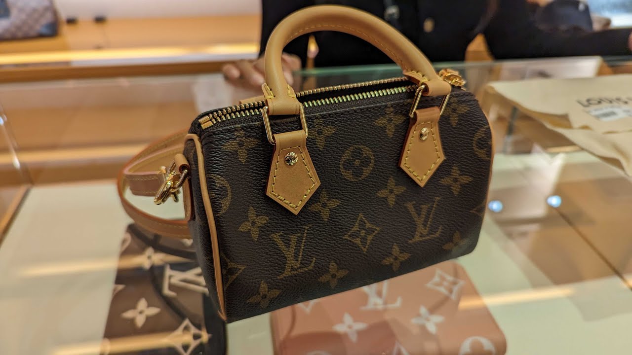 Louis Vuitton Nano Speedy (bicolour emprinte leather) and 🎁 for my sister  Double Unboxing 👜 