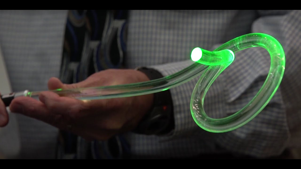 optical fiber คือ  2022  Total Internal Reflection Demo: Optical Fibers