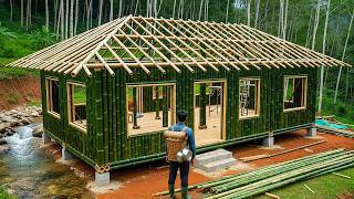 The young man left the city and built a bamboo house all by himself.