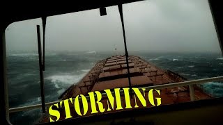 Штормование! Все еще хочешь стать моряком? / Storming! Still want to become a sailor?