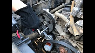 Jeep Wrangler JK Power Steering Pump and Pulley Replacement - YouTube