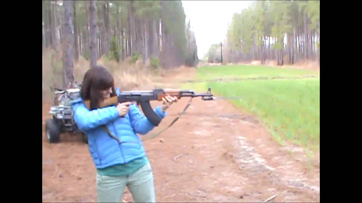 Teresa & The AK-47