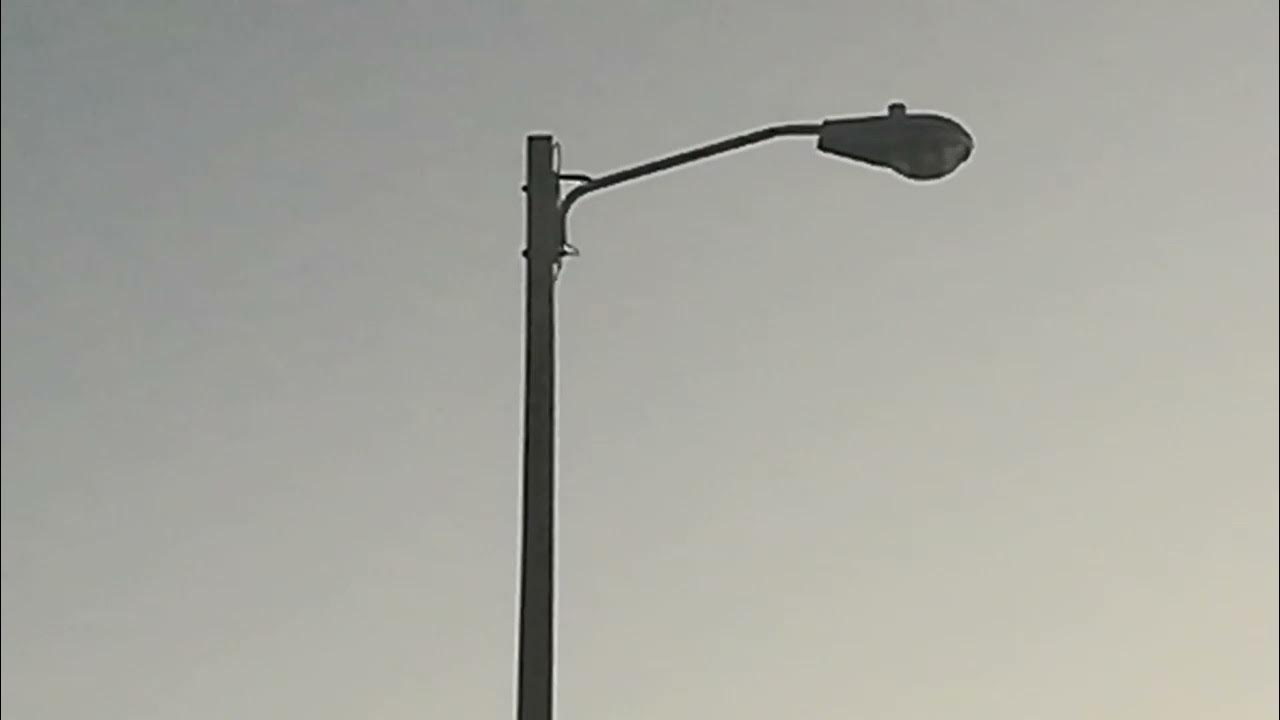 2 streetlights turn on YouTube