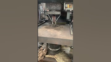 mineral block press machine. Salt block press machine. #hydraulicpressmachine