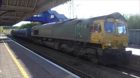 (HD) Freightliner 66510 and 66522 Pass Through Wendover Working RHTT Duties 02/11/18