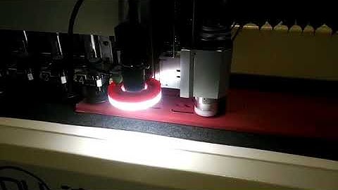 Dyhua pertinax machine with cutting rubber function.