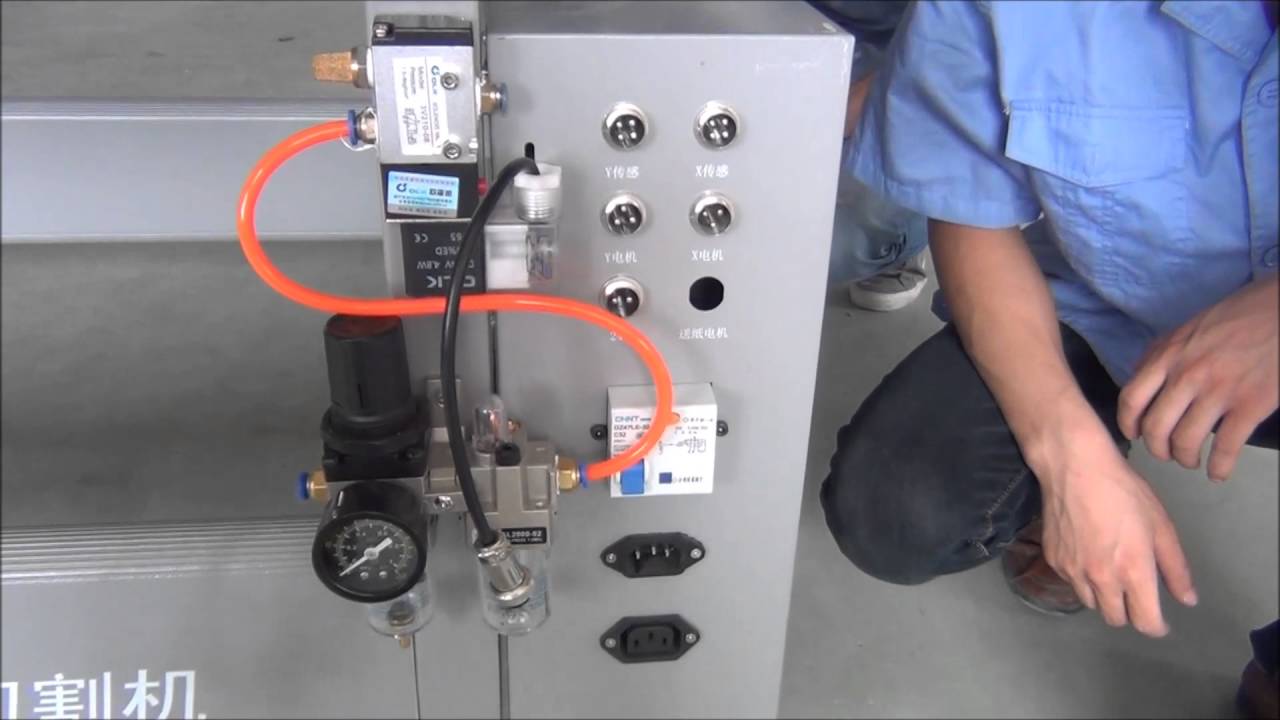 Flatbed Cutting Machine Installation Video - YouTube