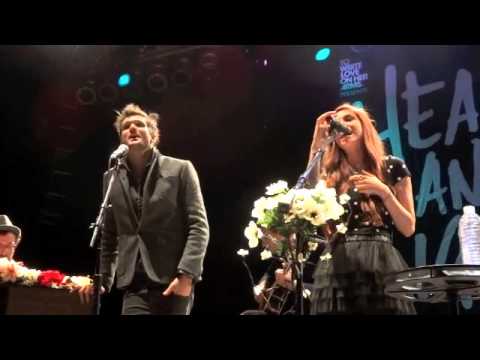 martin johnson dating christina perri
