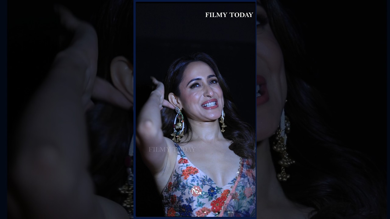 Actress Pragya Jaiswal Beautiful visuals At 