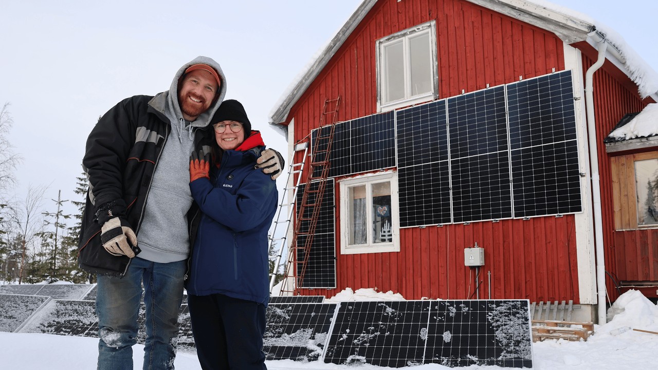 Установка солнечных батарей зимой | -30°C с учетом ветра в Лапландии!