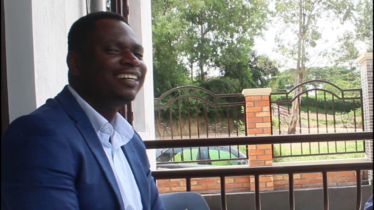 L'INTERPRETE DE FRERE BRANHAM LE PASTEUR FRANÇOIS LE PICARD  A REVELÉ SON SECRET.