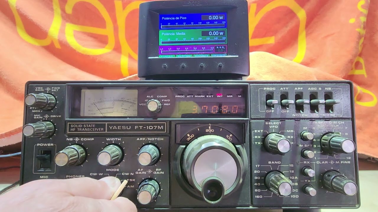 ク*ン様 YAESU　FT736MX V/UHFオールモード YAESU FT 107M. Um 