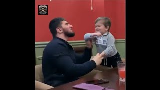 Mini Khabib slaps everybody 😂