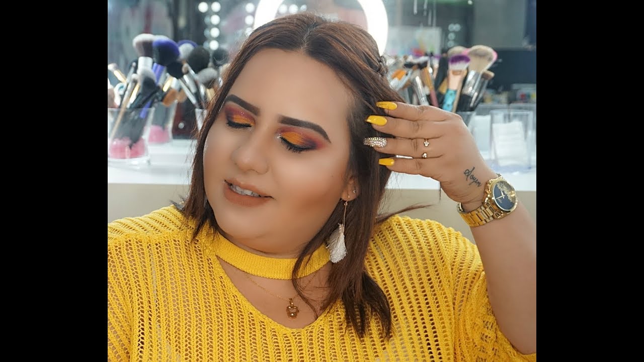 maquillaje de ojos Cut crease amarillo y fucsia por Alma Ferrer