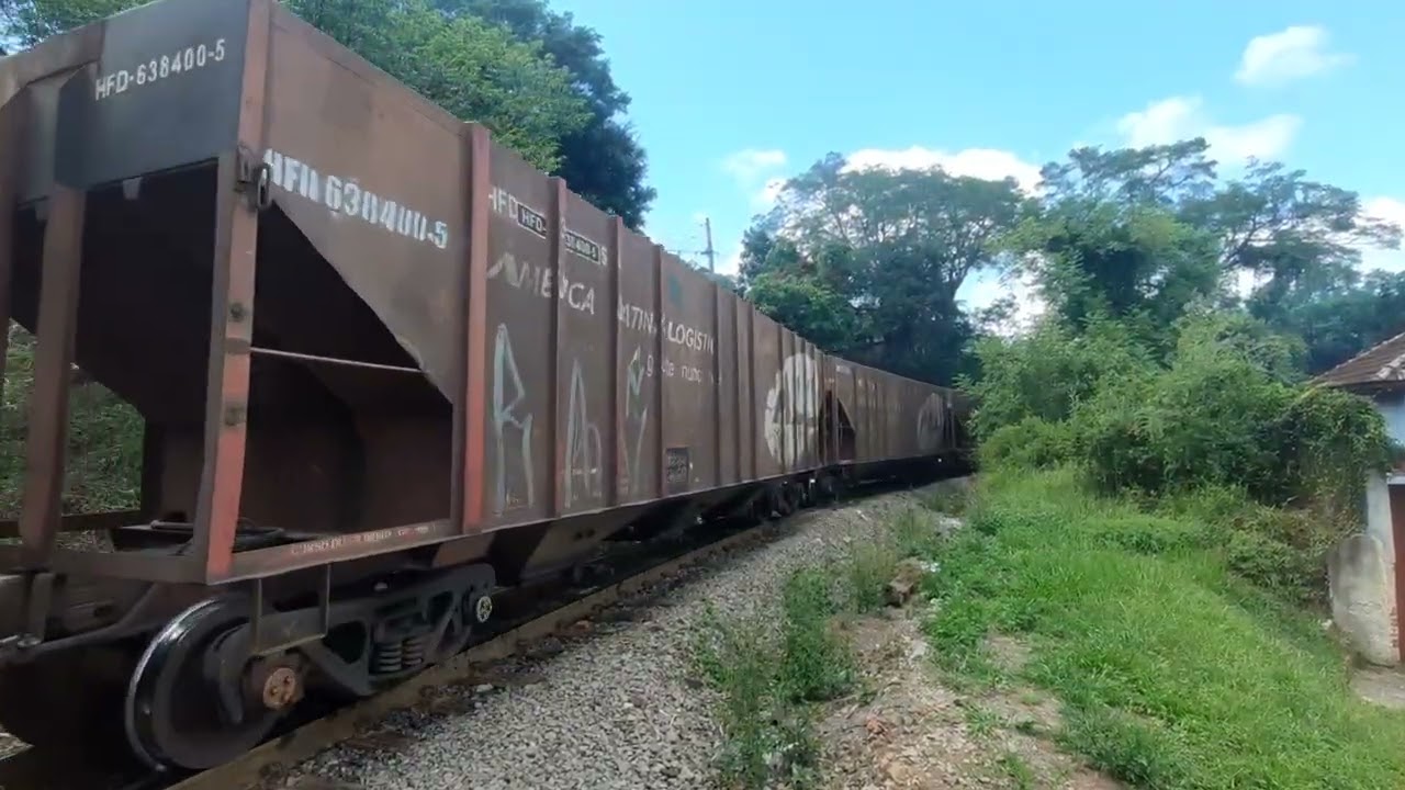 Trem Vazio #4649 Cruzando Santa Maria RS 