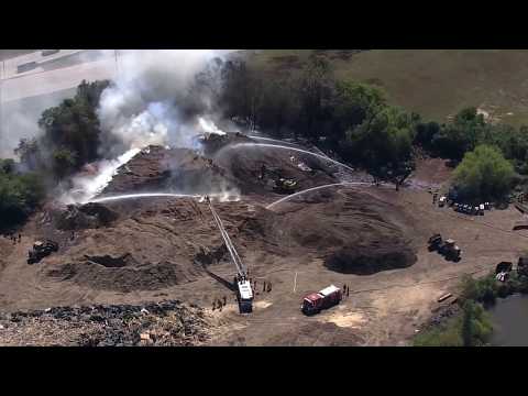 Mulch fire at Novus Wood Group sends large smoke plumes over southeast Houston