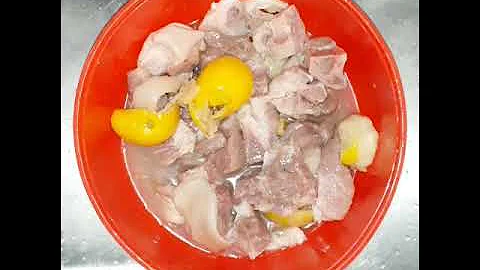 How to Clean Pork the Haitian style- Preparing  Haitian  Griot