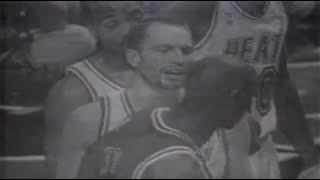 Rex Chapman TALKS TRASH in Michael Jordan's face after dropping a career-high 39 Pts (02\/23\/1996)