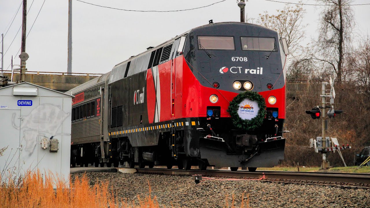 Hartford Line Railfanning | The Candy Cane Express (11/30 - 12/7/2025)