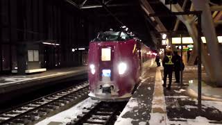 旭川駅の新旧特急型気動車