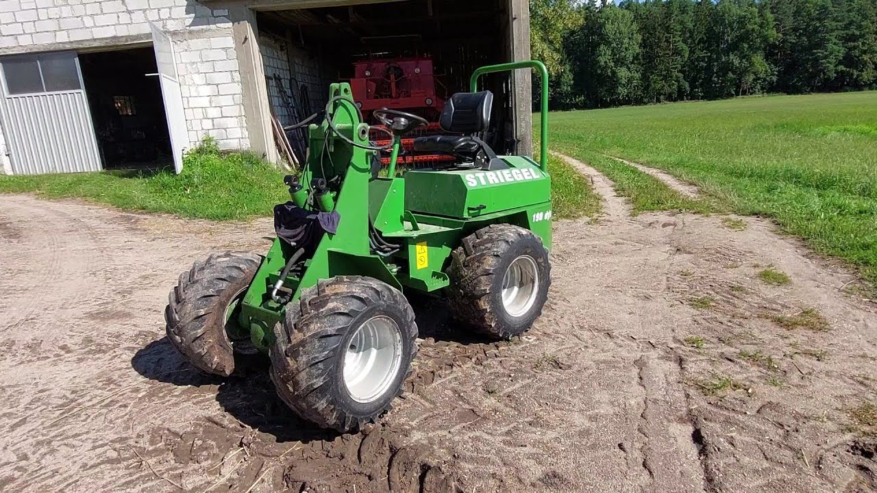 Prace pożniwne, obrządek i aktualny stan remontu ładowarki