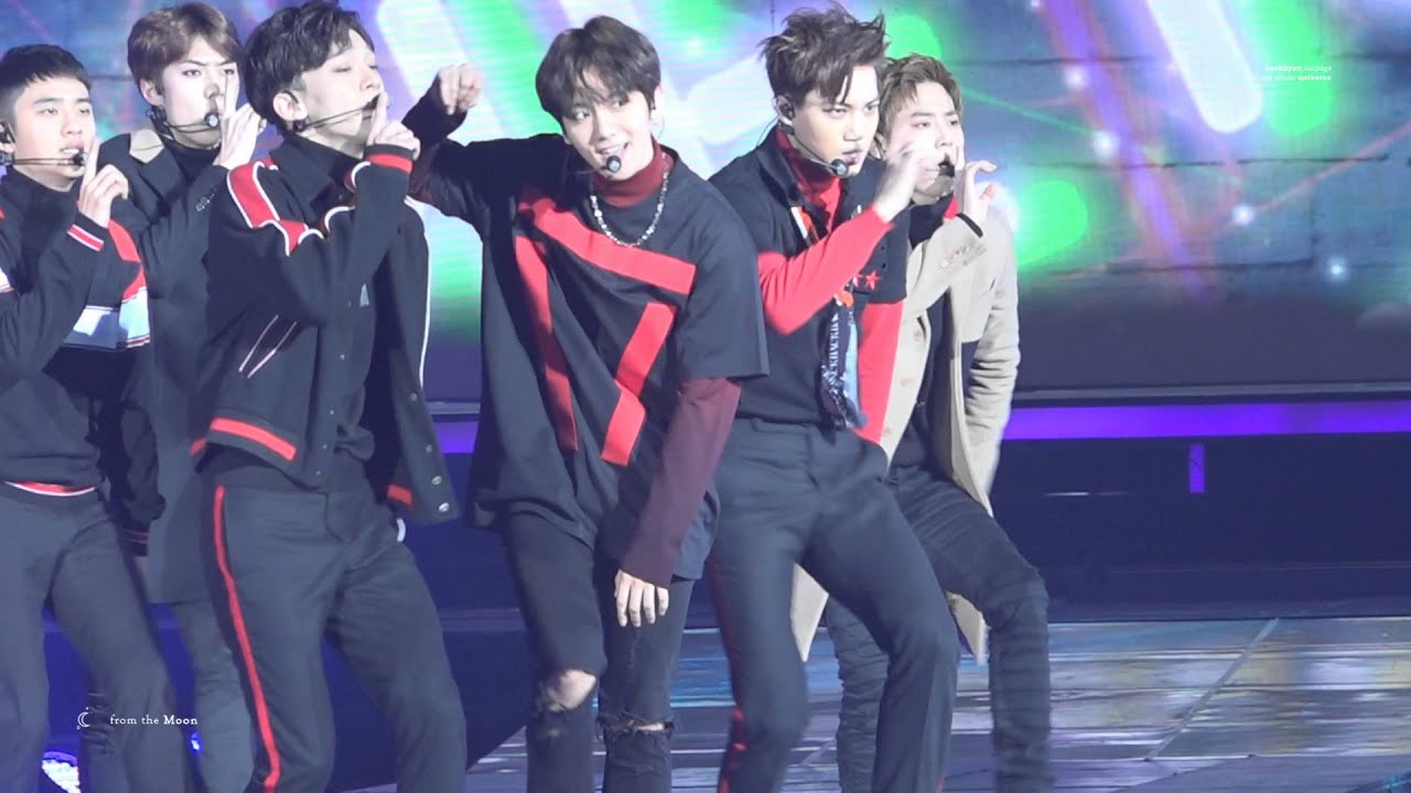151227 SBS 가요대전 백현 Love Me Right
