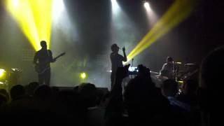 Friendly Fires - Pull Me Back To Earth [ Live ]