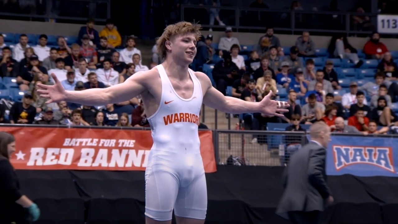 165lbs Jonathan Kervin (Indiana Tech) vs Keller Rock (Embry Riddle)