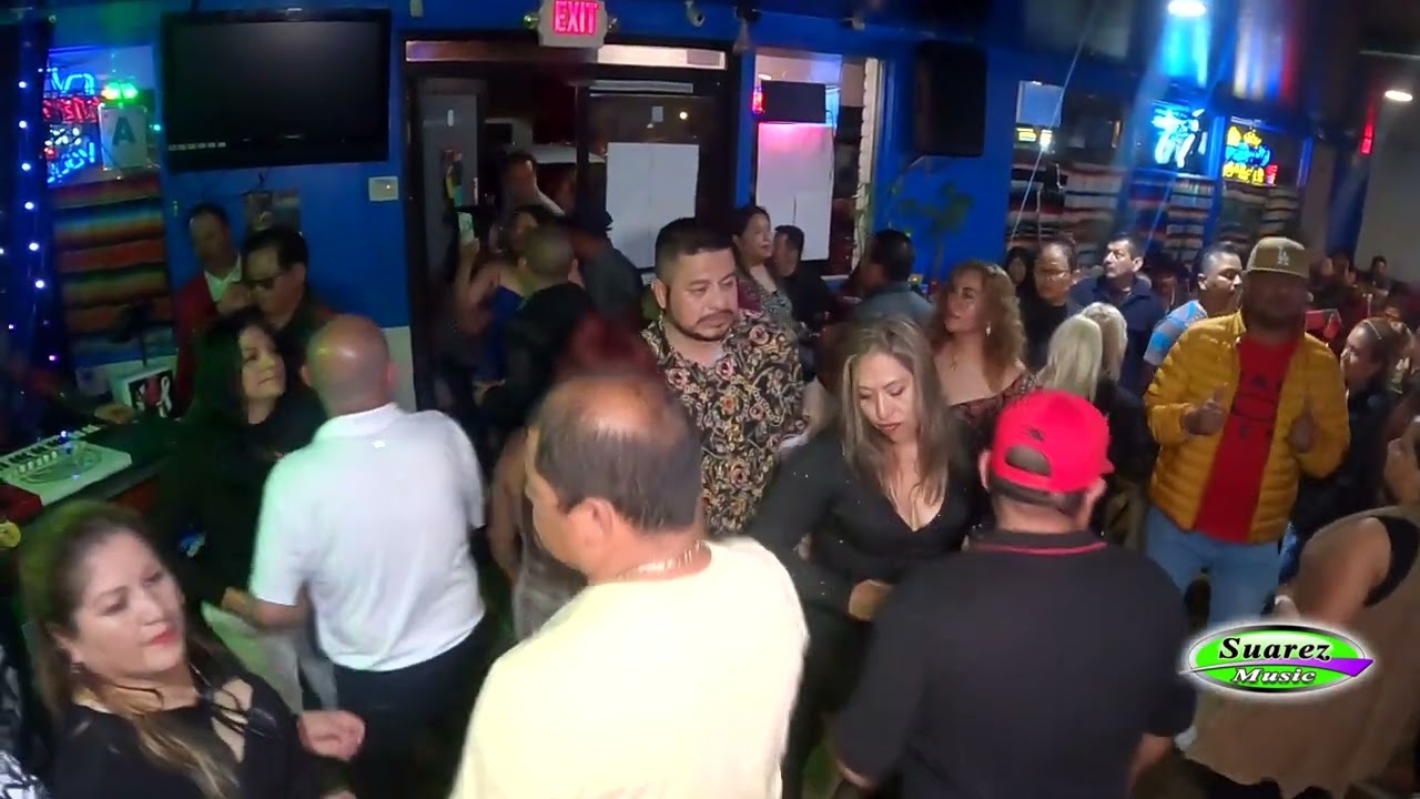 Grupo Miramar en vivo /Maria Isabel y Ofelia