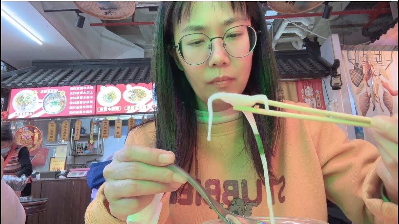 Finding a job | Making a Chinese pizza | Eating an intangible cultural heritage snack-Shui Lingjiao