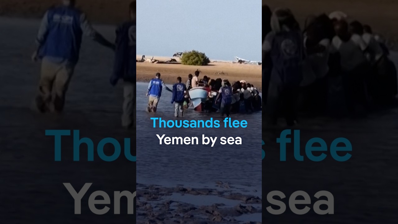 Thousands flee Yemen by sea | DW News