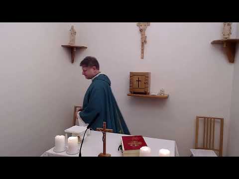 Video: Čo nosí katolícky kňaz na omšu?