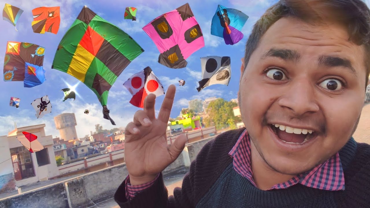 Flying Big Kite 😱 Caught Kites In Tree | Cute Cat Ghar Per a Gai