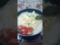 ketika cuaca mendukung Indomie pun memanggil #indomie # miekuah #kuliner