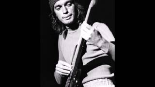 Video thumbnail of "Jaco Pastorius - Bass Solo( Live at Berklee Performance Center in 1977)RARE!"