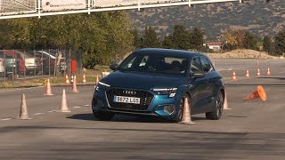 Audi A3 Sportback 2020 - Maniobra de esquiva (moose test) y eslalon | km77.com