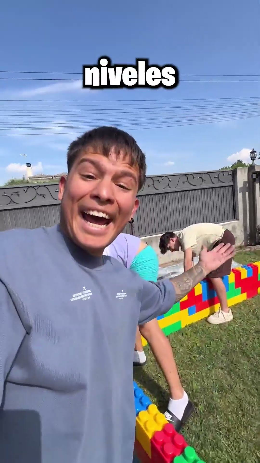 POV: Cuando Construyes Una Piscina De Lego ?? Paul Ferrer #Short