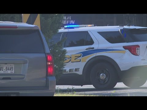 2 dead, 1 seriously hurt in crash near DeKalb County train tracks: Fire ...