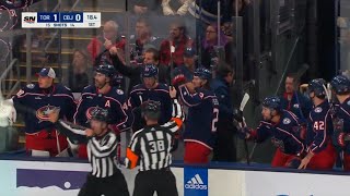 Columbus bench calls out to medical staff for Sean Kuraly