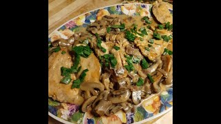 صدور الدجاج بالمشروم والكريمة (كيتو)Creamy Chicken Mushroom (Keto)