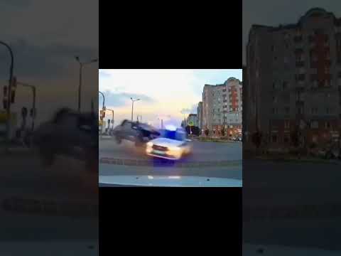 Мигалки есть - ума не надо 🤦♂️ #automobile #reels #новости #череповец