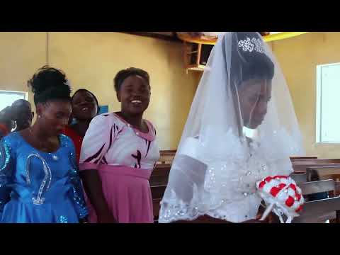 Wana Harusi Wakiingia Kanisani Kwenye Ibada Ya Ndoa Loth Happyness Kabare Mission Kakonko Kongore