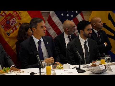 Sanchez e Mamdani: "I potenti ci temono", a New York l'asse progressista