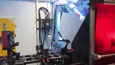 ABB ROBOT  IRB 2600 ARC WELDING FRONIUS CMT