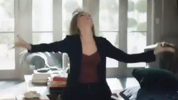 Taylor Swift se la joue rock’n’roll dans la nouvelle pub Apple Music !