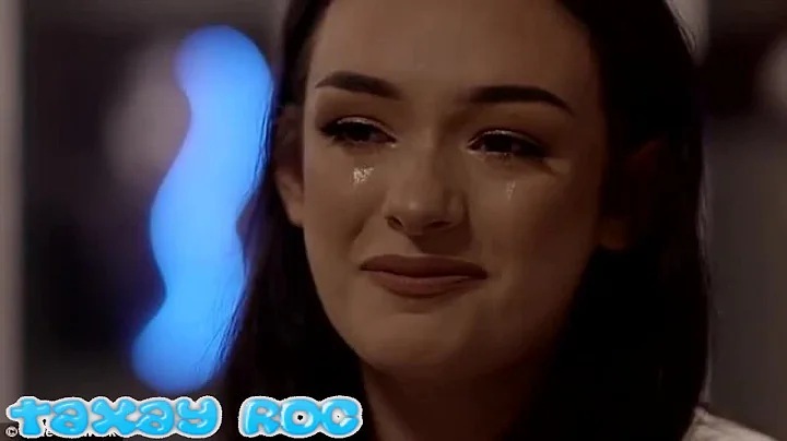 The Voice'sSophie Fraser breaks down as she perfor...