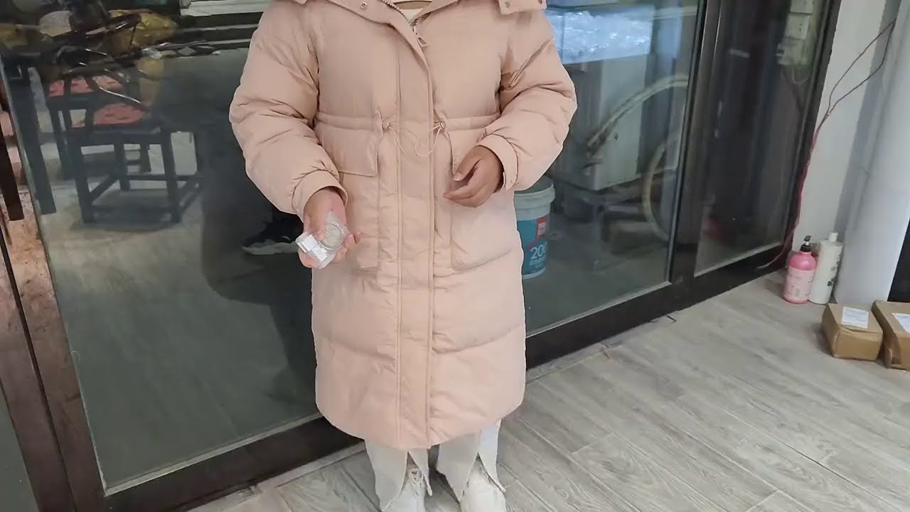 女子前去西藏旅行，结识山东兄弟获赠银元，估价后直言大开眼界了 #银元 #银元收藏 #老银元 #银元鉴赏 #银币 #民国老银元 #钱币