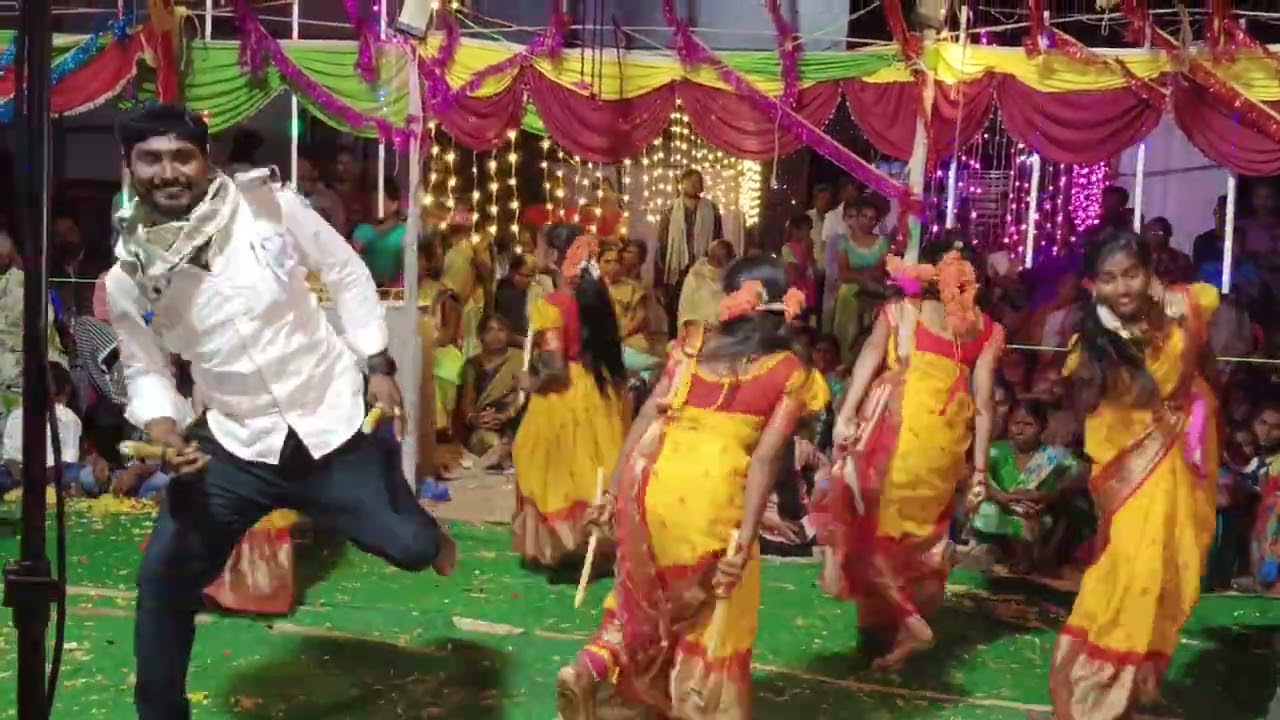 స్వాతిలో ముత్యమంతా అంటూ అశోక్ కోలాట బృందం మైదుకూరు 799702607o